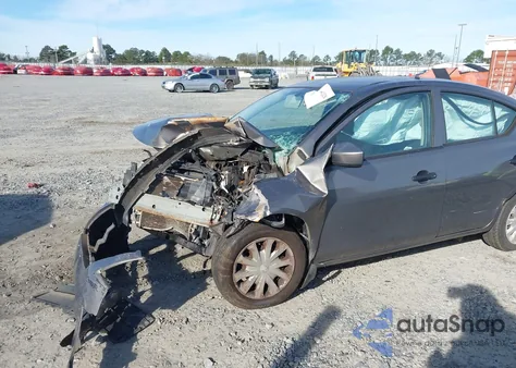 2016 Nissan Versa 1.6 S+ z USA, uszkodzony, nr VIN 3N1CN7AP8GL839526